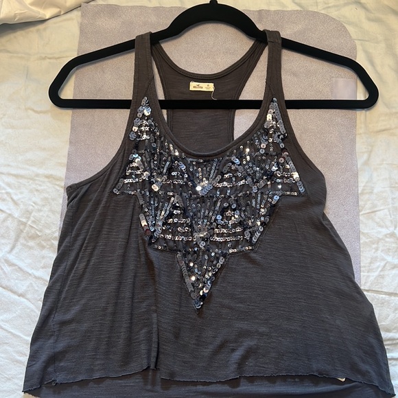 XS Hollister tank with beading - Picture 3 of 3